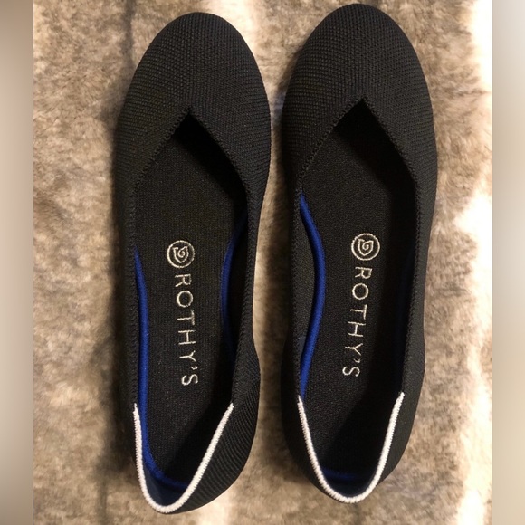 Rothy’s Size 8 The Flat Rounded Toe Soft Flexible in Black Solid - Picture 2 of 9